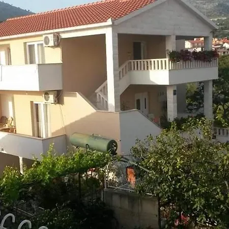 Appartamento Marieta Seget Vranjica